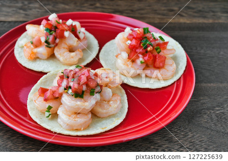 蝦炸玉米餅（Tacos de camarón） 127225639