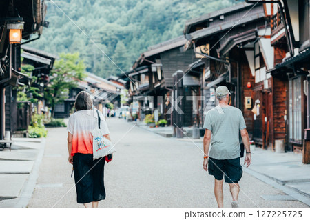 <長野縣>奈良井宿觀光的情侶 127225725