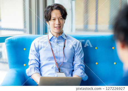 Middle businessman Middle businessman 127226927