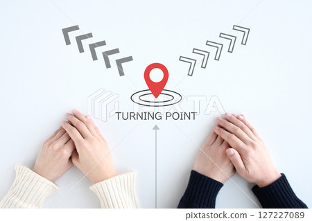 一對走到人生轉捩點的夫婦的照片 127227089