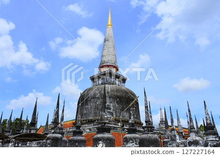 Wat Mahathat Woramahawihan in Nakhon Si Thammarat Wat Mahathat Woramahawihan in Nakhon Si Thammarat 127227164