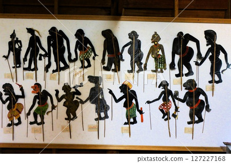 泰國洛坤府的剪影木偶 127227168