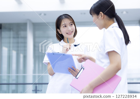 醫療女護士畫像 醫療女護士畫像 127228934