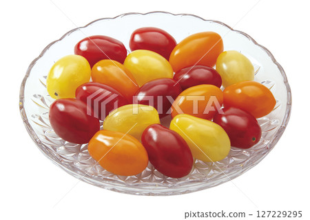 Mixed plum tomato_04 (with cutout path) Mixed plum tomato_04 (with cutout path) 127229295