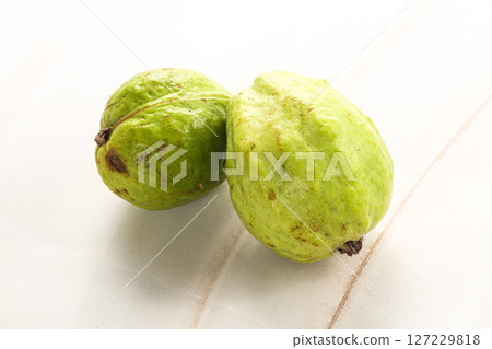 Ripe fresh green green guava 127229818