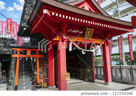 Anamori Inari Shrine, Okunomiya and Inariyama, Ota Ward, Tokyo 127230166