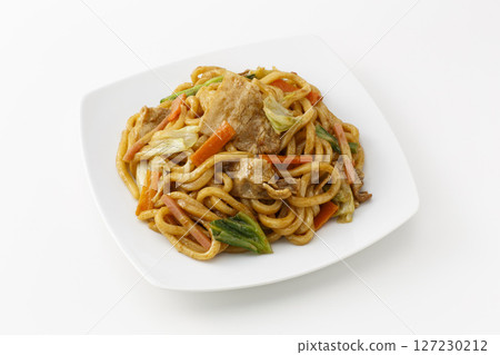 stir-fried udon  127230212