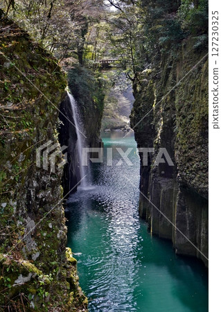 Takachiho Gorge and Manai Falls with their beautiful emerald green waters Takachiho Gorge and Manai Falls with their beautiful emerald green waters 127230325