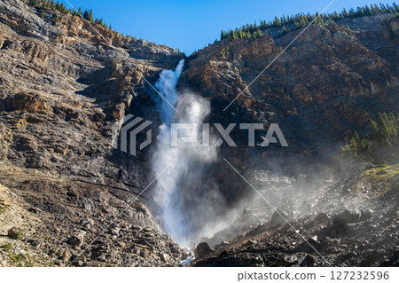 A spectacular summer view of Takakkaw Falls, the second highest waterfall in Canada (Yoho National Park, Canadian Rockies) 127232596