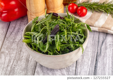 Fresh green ruccola salad leaves 127233327