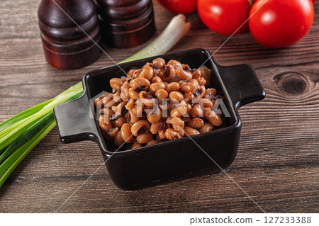 Canned Black eye bean in the bowl 127233388