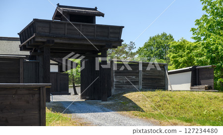 Esashi Fujiwara Village, Kiyohirakan, North Gate, Iwate Prefecture 127234480