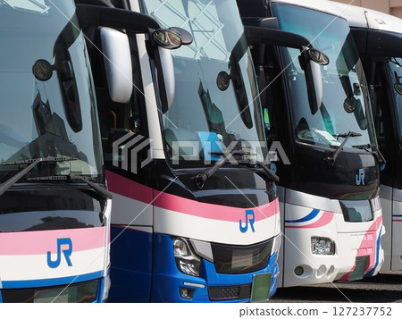 JR West express bus 127237752