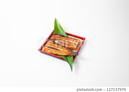 Grilled eel with plenty of sauce, perfect for unaju Grilled eel with plenty of sauce, perfect for unaju 127237976