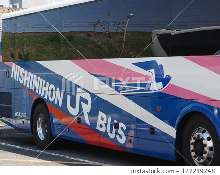 JR West express bus 127239248