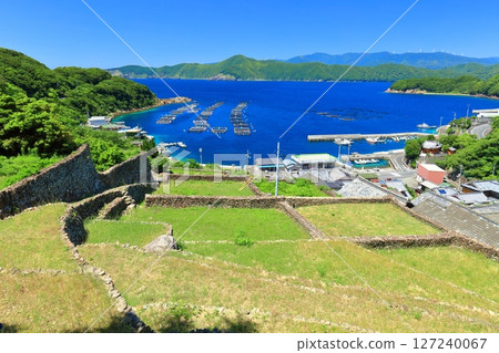 [Ehime Prefecture] Staying overnight on a sunny day in Ishigaki Village 127240067