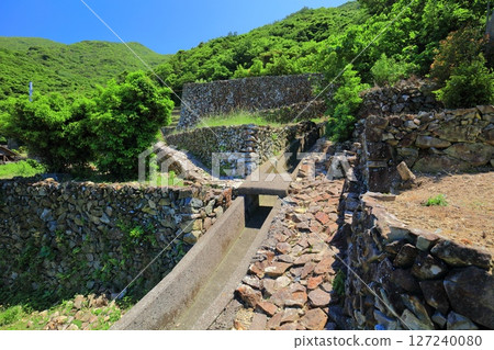 [Ehime Prefecture] Staying overnight on a sunny day in Ishigaki Village 127240080