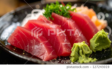 新鮮鮪魚刺身和芥末日式拼盤 5 127243019