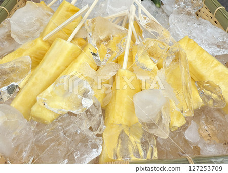 Festival pineapple on ice 127253709