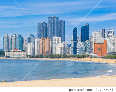 Haeundae Beach in early summer, Busan 127253961