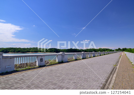 埼玉縣人工湖狹山湖周邊散步道 127254041