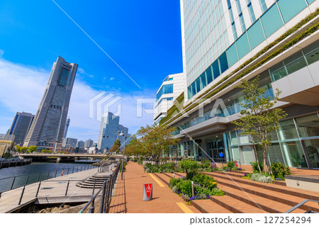Cityscape of Yokohama City, Kanagawa Prefecture Yokohama City Hall Cityscape of Yokohama City, Kanagawa Prefecture Yokohama City Hall 127254294
