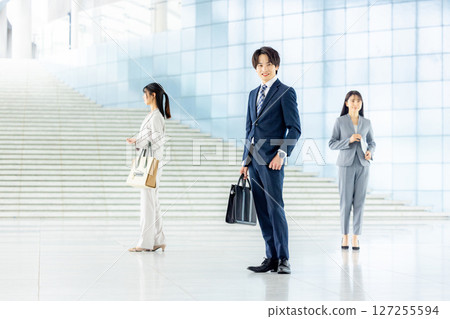 Young businessmen in the office, going to work image 127255594