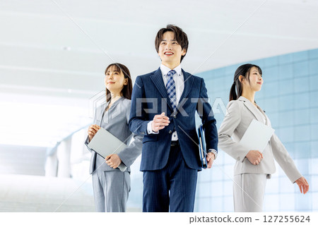 Creative business team Creative business team 127255624