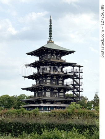 Five-story pagoda at Somanji Temple, Tsuchiyama, Kakogawa City, No. 1 Five-story pagoda at Somanji Temple, Tsuchiyama, Kakogawa City, No. 1 127256399