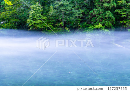 Ryugakura, Niigata - Foggy early morning Ryugakura, Niigata - Foggy early morning 127257335