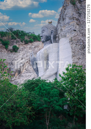 Wat Khao Tham Thiam temple U Thong, Suphanburi Wat Khao Tham Thiam temple U Thong, Suphanburi 127258276