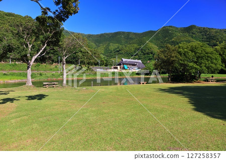 [愛媛郡] 晴天的須川露營地（Yulari Uchiumi） 127258357