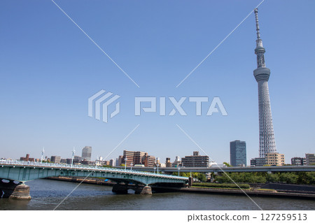 Kototoi Bridge and surrounding area viewed from downstream of the Sumida River 127259513