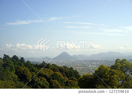 View of Sanuki Fuji from the heights of Kotohira Shrine in Kagawa Prefecture - 1 127259610