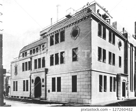 Pre-war architecture, retro buildings, modern architecture 127260482