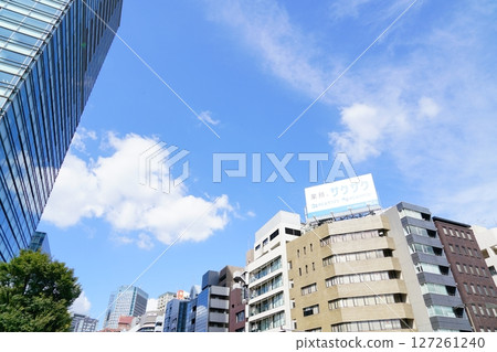 Office building in downtown 127261240