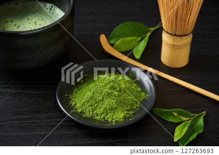 盤子裡的抹茶粉 127263693