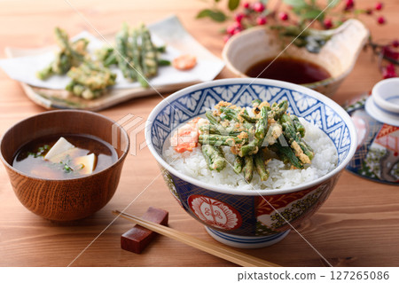 Bean tempura bowl Bean tempura bowl 127265086