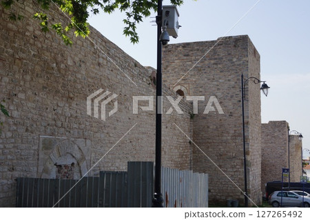 Outer wall and tower of Topkapi Palace, Istanbul, Turkey Outer wall and tower of Topkapi Palace, Istanbul, Turkey 127265492