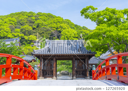 須磨寺：龍華橋和仁王門 127265920