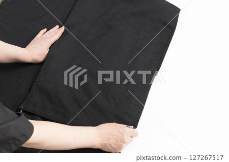 如何折疊男士和服 如何折疊男士和服 127267517