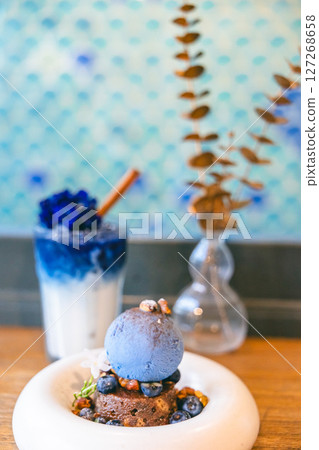 時尚咖啡館的藍色糖果 時尚咖啡館的藍色糖果 127268658