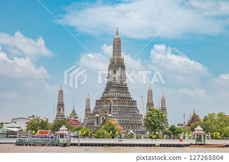 White Temple Wat 127268804