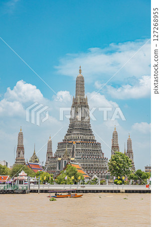 Wat Arun 127268955