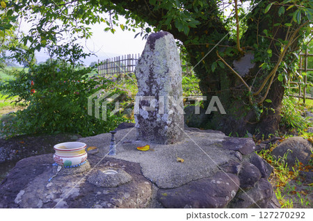 The memorial tower for Amakusa Shiro remaining in Hara Castle, Nagasaki Prefecture 127270292
