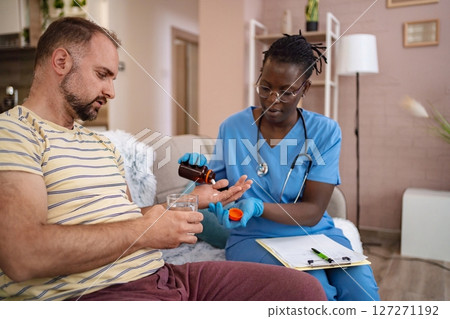 Health pro aiding patient med management Health pro aiding patient med management 127271192