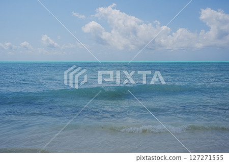 Seascape of Indian Ocean from jambiani beach in African Zanzibar island in Tanzania Seascape of Indian Ocean from jambiani beach in African Zanzibar island in Tanzania 127271555