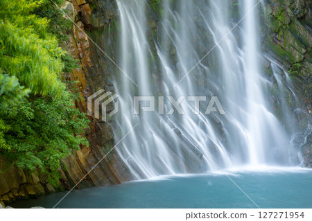 Maruo Falls cascading into Kirishima Onsen 127271954
