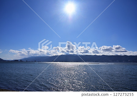 Lake Suwa illuminated by the sun Lake Suwa illuminated by the sun 127273255