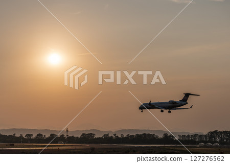 Sendai Airport at dusk, airplane landing, Natori City, Miyagi Prefecture 127276562